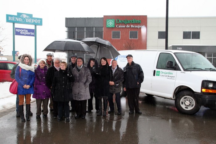 Nouvelle camionnette pour le Comptoir St-Vincent-de-Paul