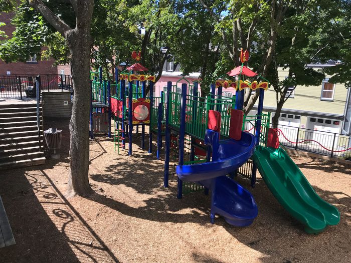 Les chiens interdits au parc Scott