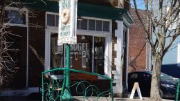 Devanture de Bügel, fabrique de bagels