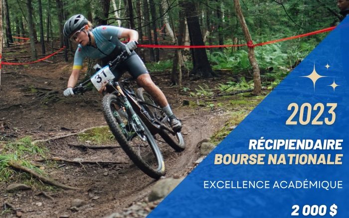 Léa Drouin, étudiante-athlète au Cégep Limilou, sur son vélo de montagne.