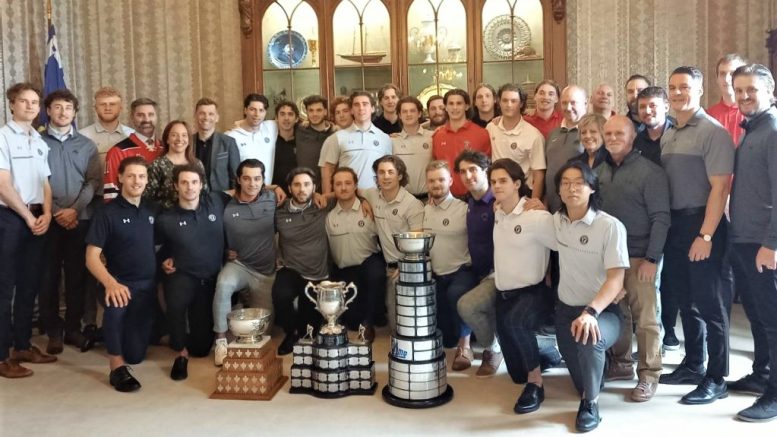 Les Remparts de québec à l'hôtel de ville le 6 juin 2023. (Crédit photo : Estelle Lévêque)