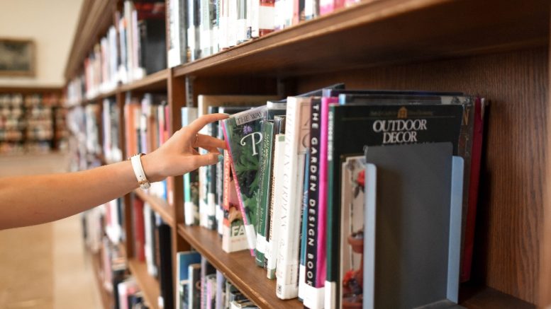 La Bibliothèque de Québec améliore son résultat de l’an dernier dans le bilan BiblioQUALITÉ. Ainsi, cinq points ont été ajoutés à sa note globale en l'espace d'une année. (Crédit photo : Pexels)