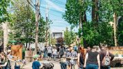Le Grand Bazar dans les rues du Vieux-Limoilou (Crédit photo :Jay Kearney)