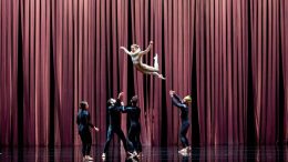Duck Pond, de la compagnie Circa, sera présentée au Diamant au printemps. (Crédit photo : Pia Johnson)