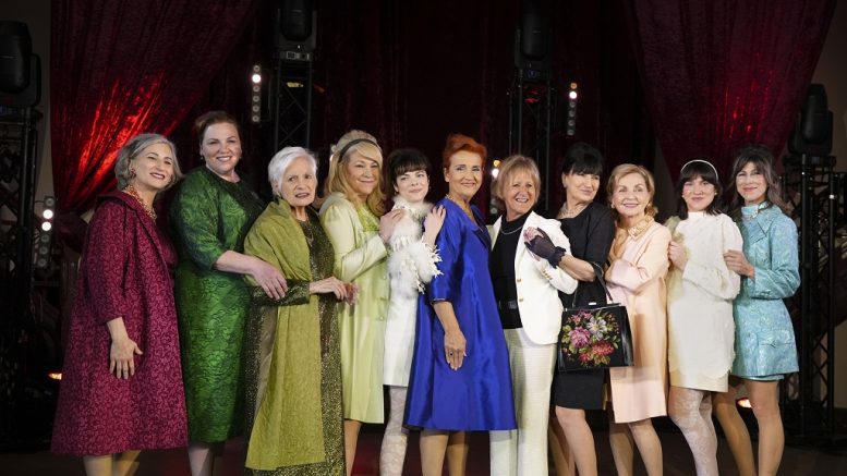 Plusieurs artistes de renoms composent la distribution du spectacle Les Belles-Soeurs Symphonique. (Photo: Commjulie)