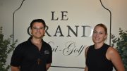 Nicolas Renaud et Elise Fortin sont cofondateurs du Grand Mini-Golf, situé au 770, rue Saint-Joseph Est. (Photo: Xavier Renald)