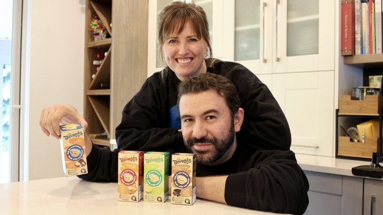 Stéphanie Bélanger et Lounes Laoudi continuent d'exercer la podiatrie tout en gérant leur entreprise Les Beurrés. (Photo: Courtoisie)