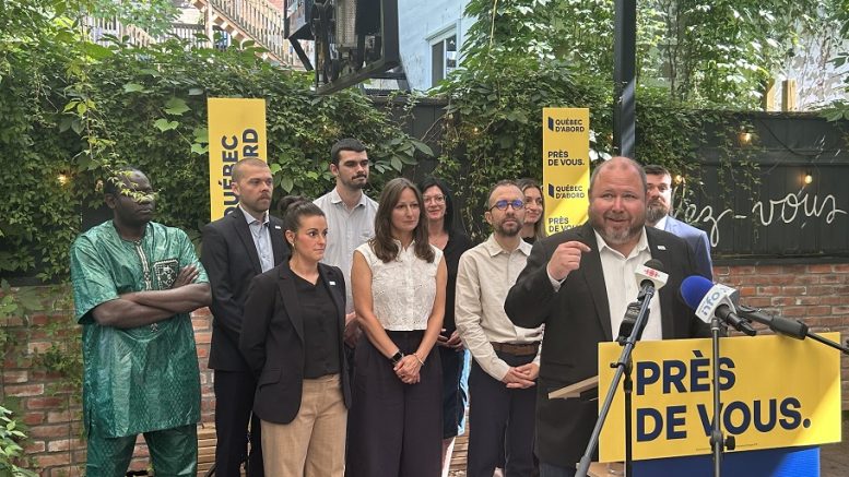 Claude Villeneuve, a annoncé ses engagements en vue de l'élection municipale. (Photo: Xavier Renald)