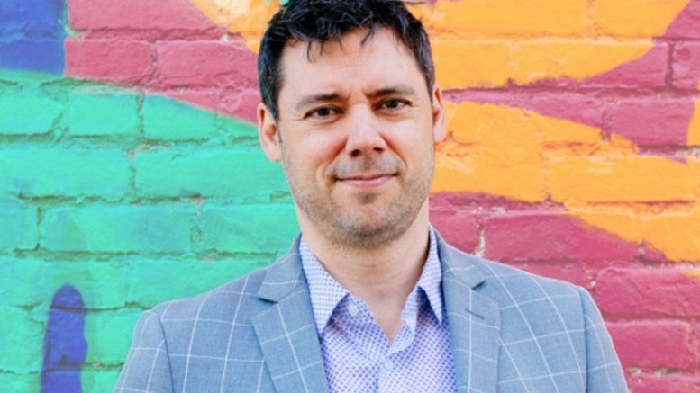 Pierre-Luc Lachance publie son premier livre. (Photo: Courtoisie)