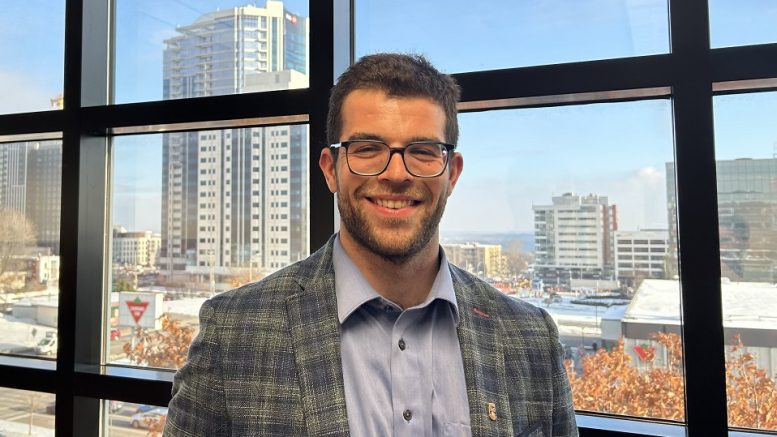 Gabriel Dusablon est fier du mandat que lui ont confié les électeurs de Sainte-Foy. (Photo: Xavier Renald)