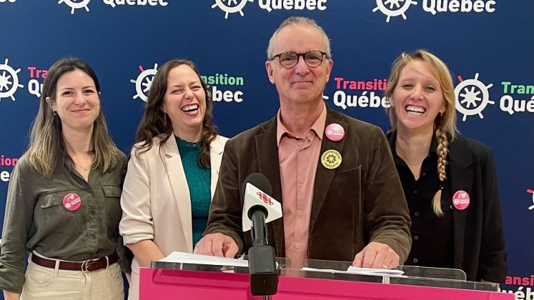 Micha Horswill, Jackie Smith, Martial Van Neste et Marjorie Champagne. (Crédit photo: Transition Québec)