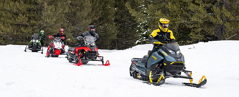 Photo: Page Facebook Fédération des clubs de motoneigistes du Québec - FCMQ