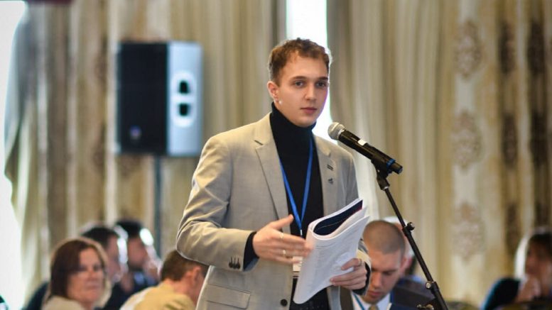 Eliot Estévez-Verville sera candidat pour le PCQ en octobre prochain. (Photo : Courtoisie)