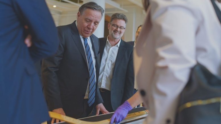 François Legault a visité le bâtiment du nouveau Musée de l'histoire du Québec la semaine dernière. (Photo : Christian Gomez)