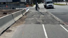 il demeure important de bien entretenir les pistes cyclables qui existent. 