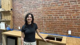 Andréanne Bérubé, propriétaire du dada café qui ouvrira prochainement ses portes. (Photo : Xavier Renald)