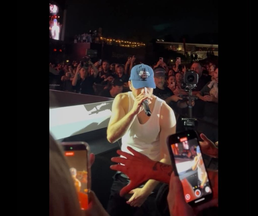 Loud était en prestation samedi soir à l'Agora du Vieux-Port de Québec à l'occasion de la SuperFrancoFête. (Photo: Kim Lamontagne)
