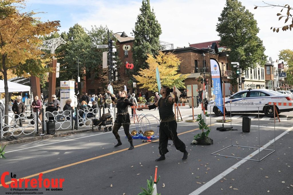 Le festival Réverbère a pris d'assaut la 3ième avenue. (Photo: Philippe Moussette)