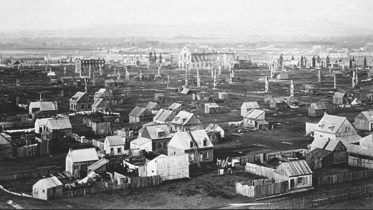 Il y a 160 ans, le quartier Saint-Sauveur s'embrasait. (Image: Bibliothèque et Achives Canada)