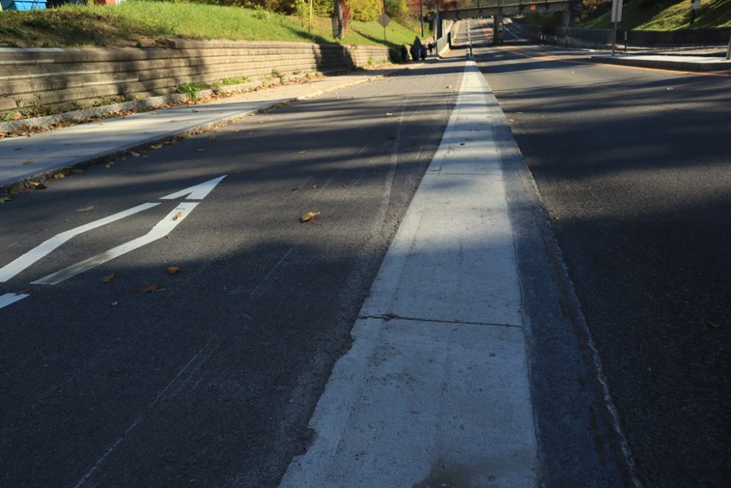 Le nouveau corridor VivaCité inauguré sur la 4e Avenue Est. (Photo: Louis-Alexandre Parent)