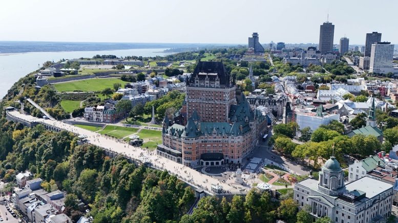 Une vue sur le Château Frontenac, la Citadelle et le VIeux-Québec. (Photo: Philippe Moussette)
